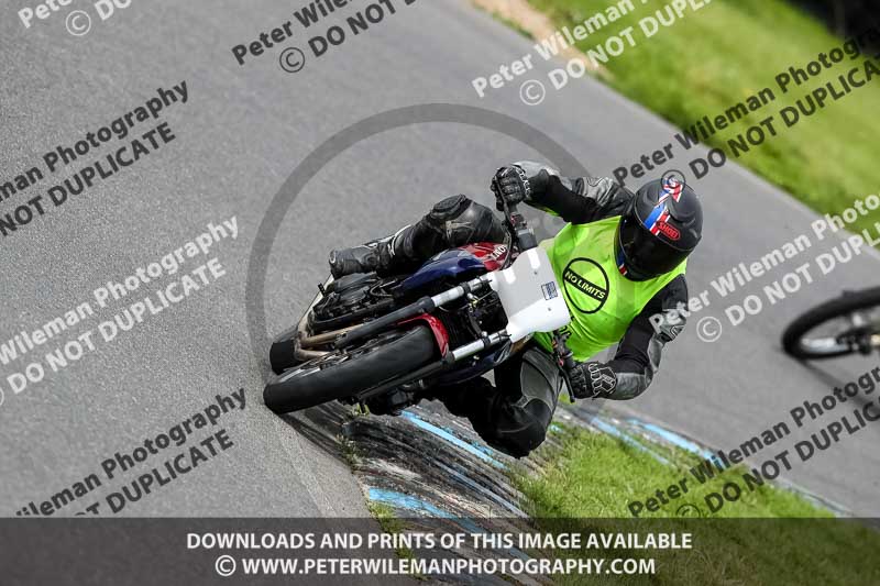 enduro digital images;event digital images;eventdigitalimages;lydden hill;lydden no limits trackday;lydden photographs;lydden trackday photographs;no limits trackdays;peter wileman photography;racing digital images;trackday digital images;trackday photos